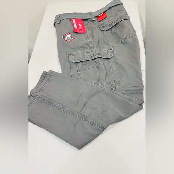 NWT UNION BAY Men's Survivor Grey  Relaxed Fit Cargo Pants 48x32 Belt , Soft - Picture 1 of 11